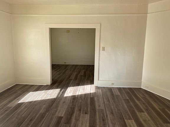 2nd image of 1941 James Ave APT A