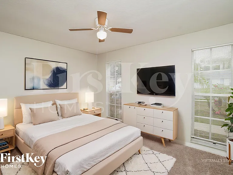 6841 Willits Ave — Photo 11
