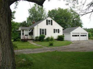 7872 S Maple Island Rd, Holton, MI 49425