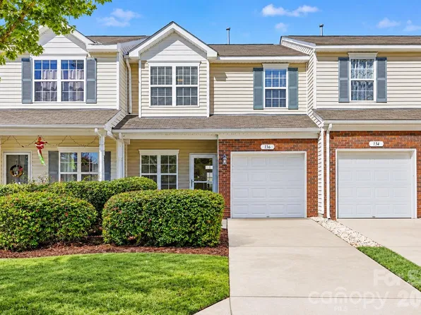 136 Rapids Rd, Fort Mill, SC 29715