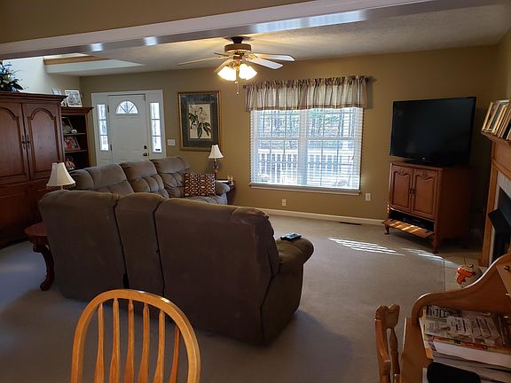 5th image of 250 Hickory Hills Ln