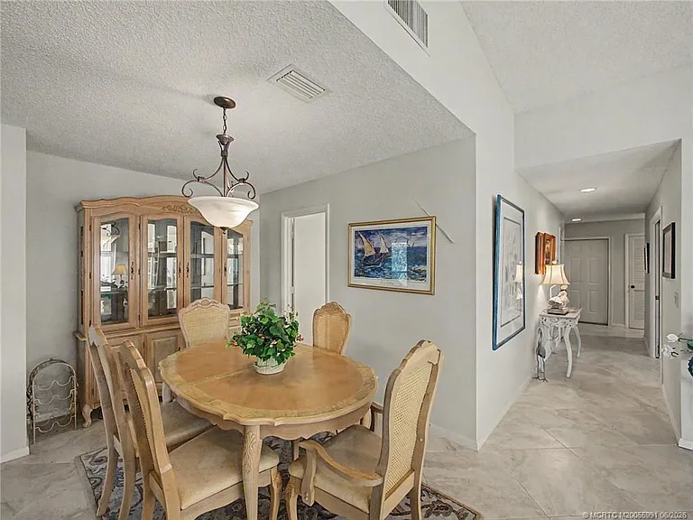 3382 SW Bobalink Way — Photo 6