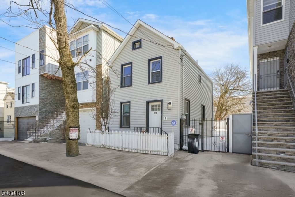418 S 10Th St, Newark, NJ, Newark