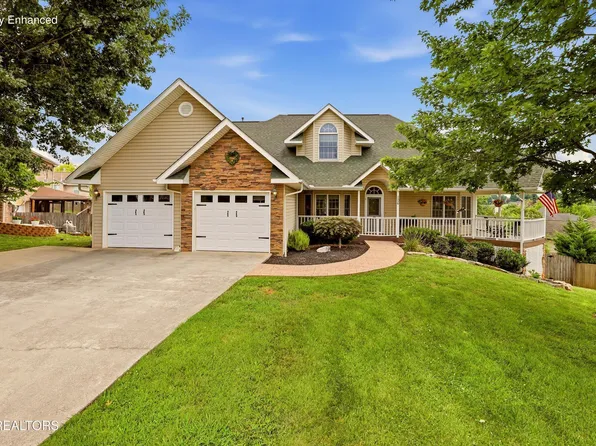 106 Knoll Ln, Maryville, TN 37804