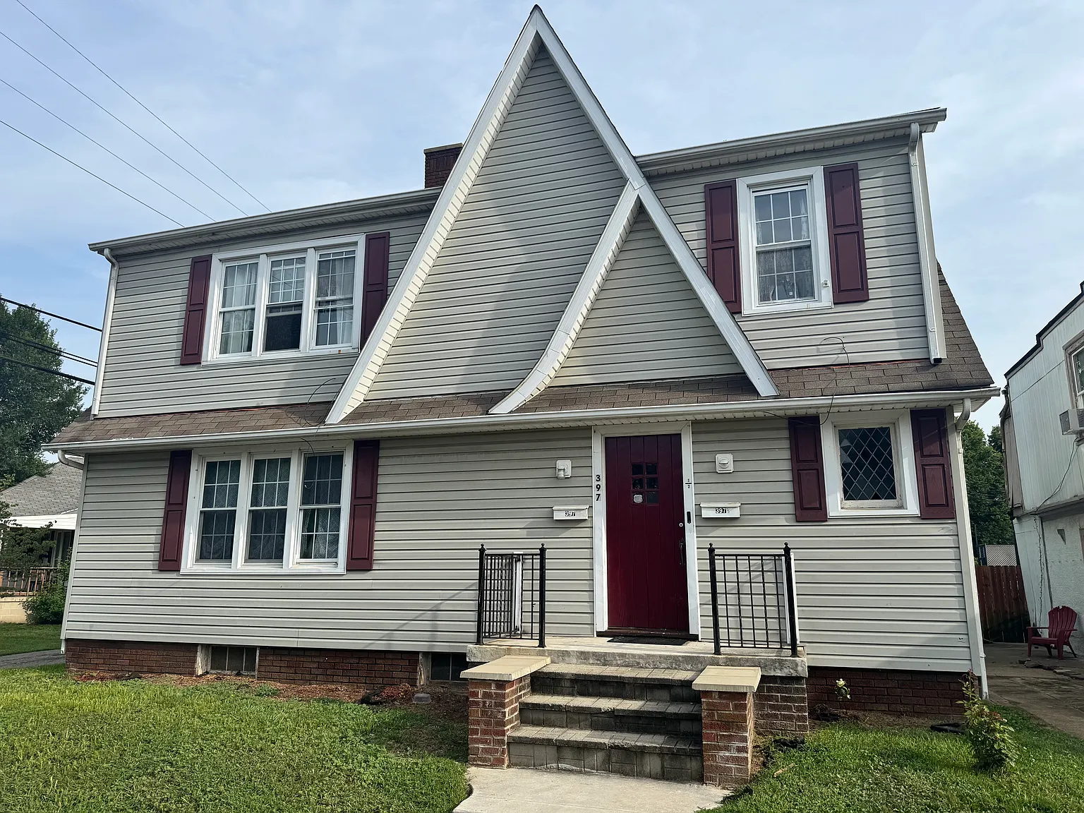 1 bed, 1025 sqft, $875 — Photo 1