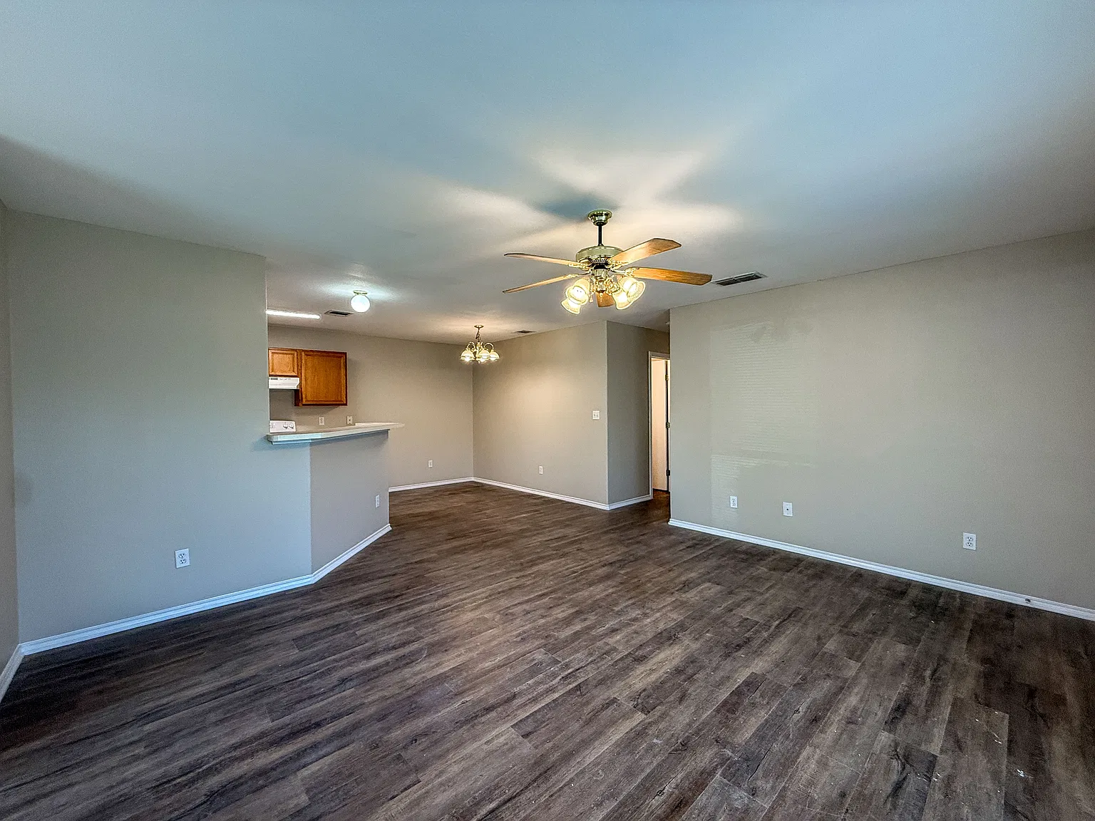 113 Long Lane - 1 — Photo 3