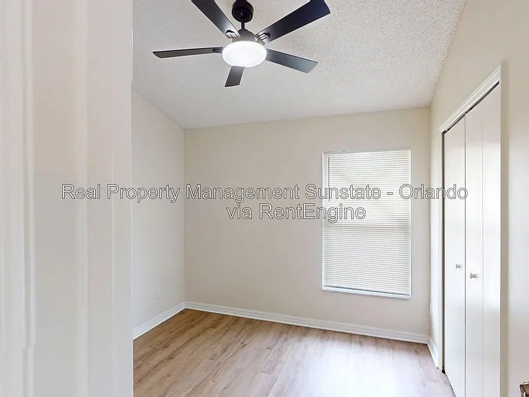 9711 Red Clover Ave — Photo 7