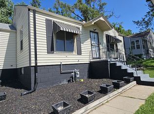 7031 N 33rd St, Omaha, NE 68112