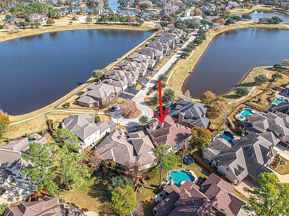 2nd image of 15523 Rock Creek Villa Dr