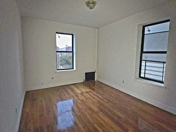 645 Barretto St APT 3J, Bronx, NY 10474