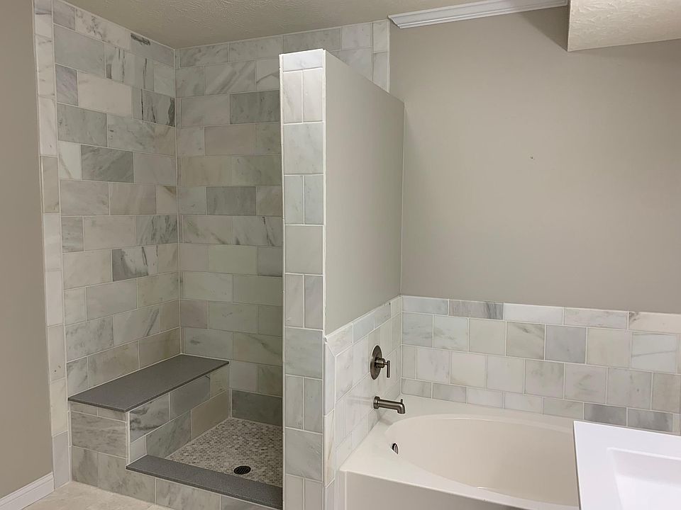 1st image of 4233 Fontenay Dr