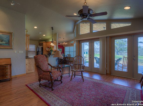 4th image of 19 Antelope Trail E