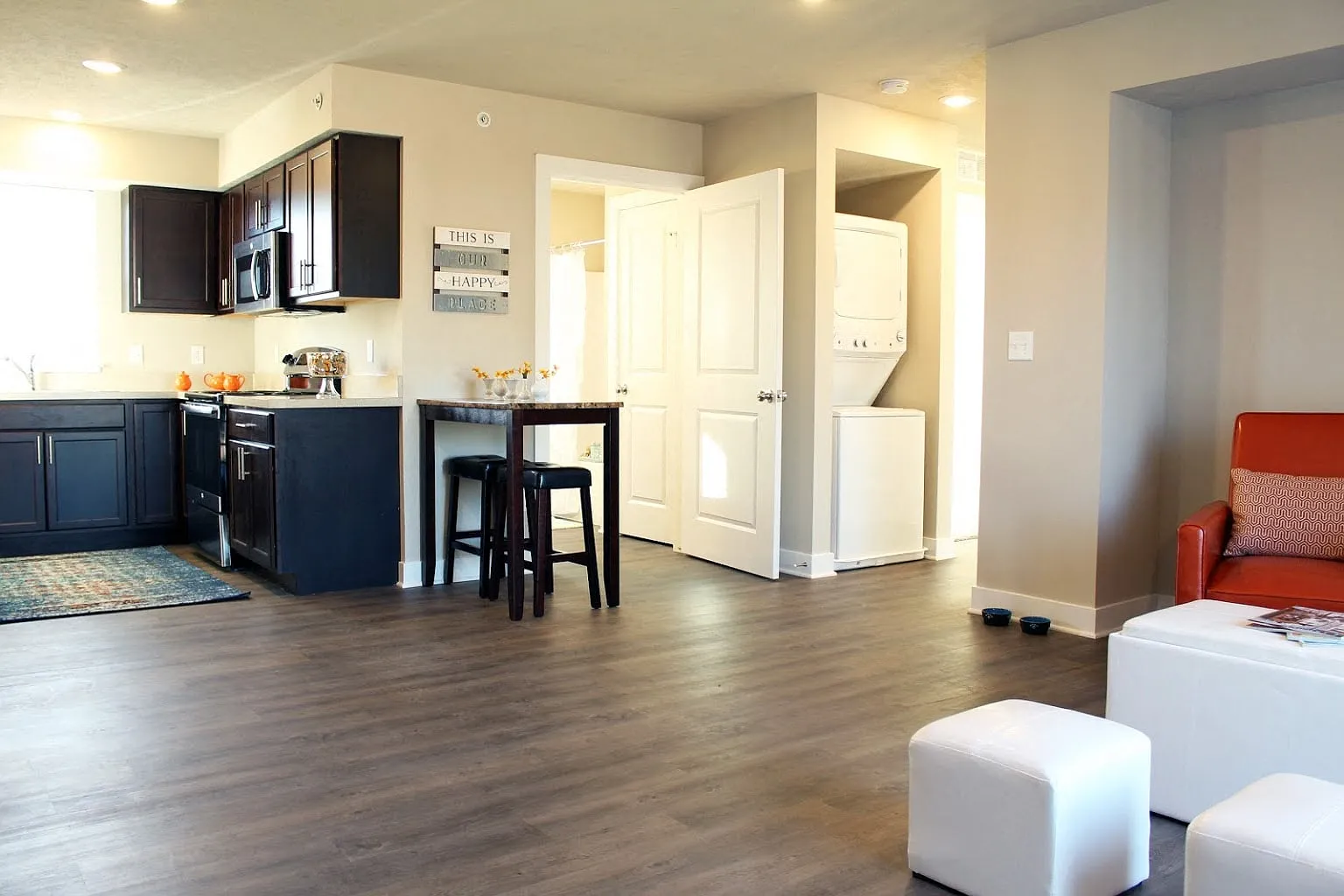 Broadview Apartment Homes — Photo 3