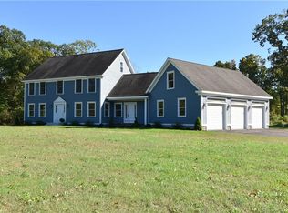 28 Petticoat Ln, East Haddam, CT 06423