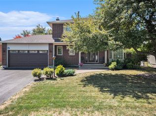 1358 Turner Cres, Ottawa, ON K1E2Y4