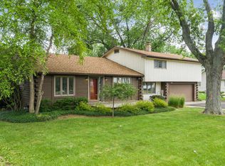 7511 Cedar Dr, Wonder Lake, IL