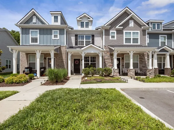 353 Victoria Dr, Lebanon, TN 37090