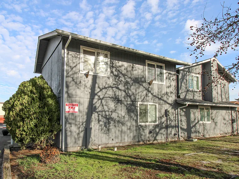 1549 Salishan St SE — Photo 1
