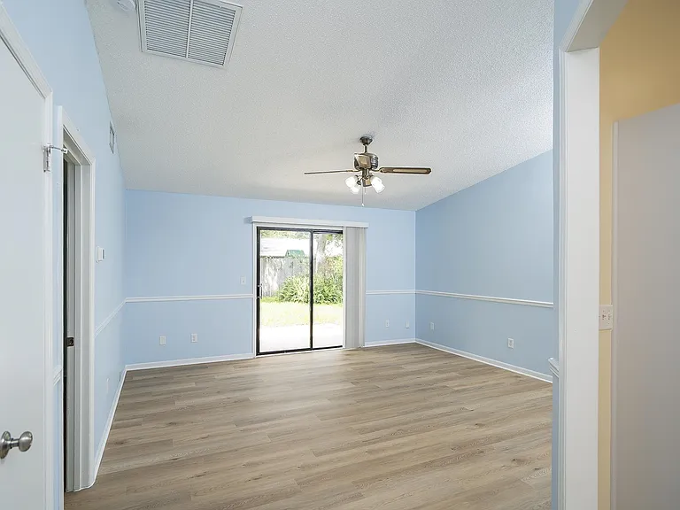140 Bonita Rd — Photo 8