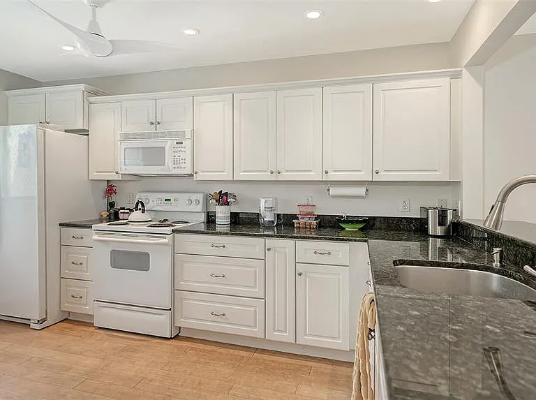 1611 Clower Creek Dr #HA237 — Photo 21