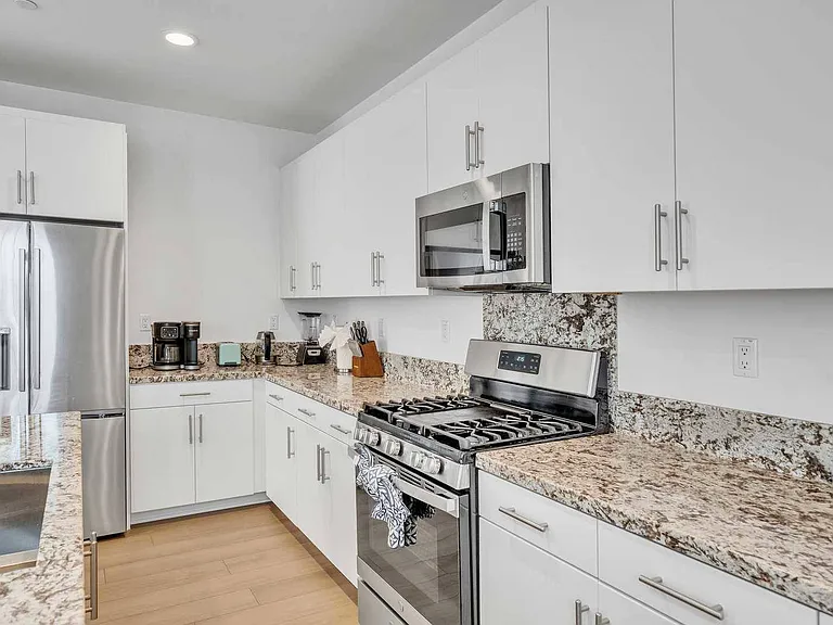 7022 Calla Lily Dr #4 — Photo 19