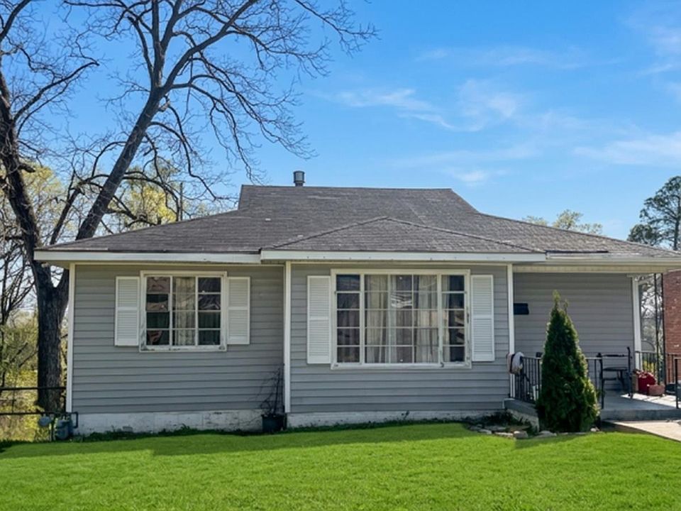 1st image of 1713 31st St