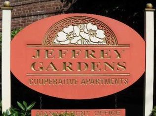 46-25 215th Pl APT 1A, Queens, NY 11361