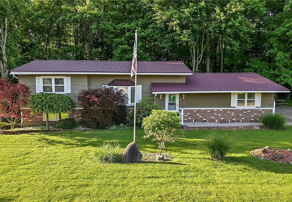 1st image of 48 Bentley Ave