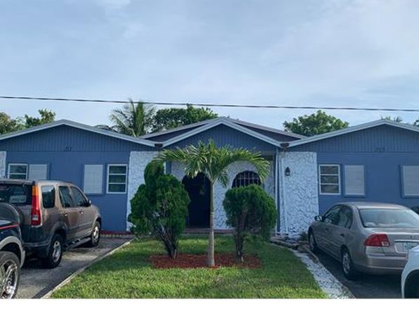 215 SW 2nd Ave