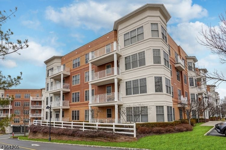 1st image of 4311 Pointe Gate Dr