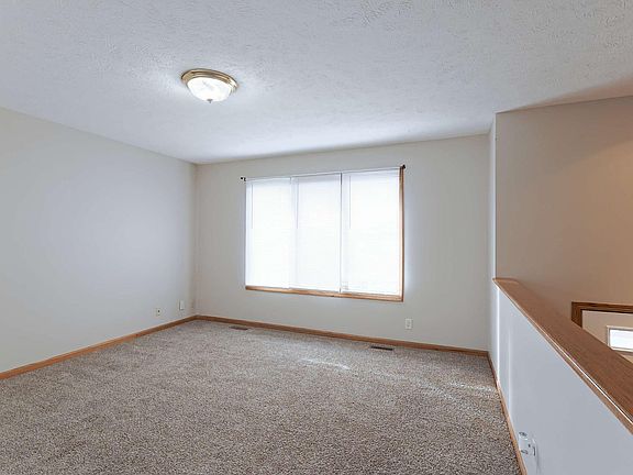 3rd image of 8621 Delphinium Ln