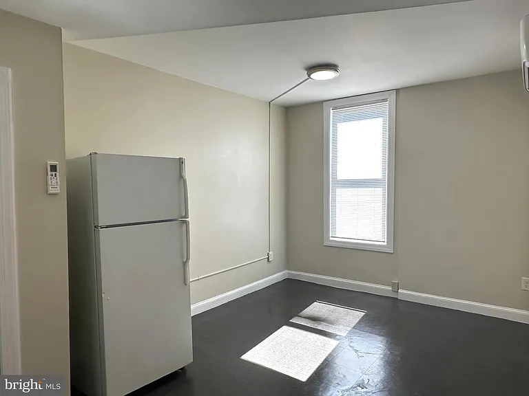 64 W Antietam St #10 — Photo 8