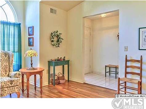 4th image of 2251 S Chanticleer Ct