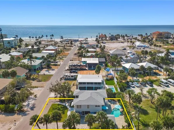 121 Andre Mar DR, FORT MYERS BEACH, FL 33931