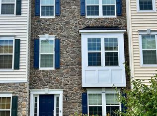 44138 Puma Sq, Chantilly, VA 20152