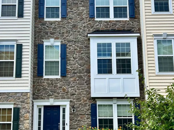 44138 Puma Sq, Chantilly, VA 20152