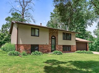 21306 Heath Ave N, Forest Lake, MN 55025