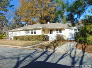 906 Memorial Dr W, Ahoskie, NC 27910