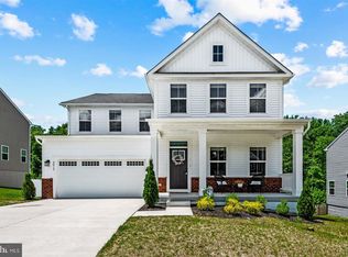 9012 Maple Run Dr, Fredericksburg, VA 22407