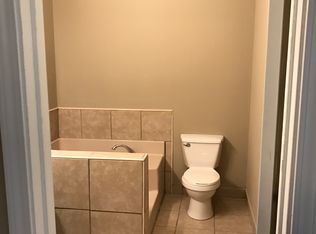 236 E Oxford St, Pontotoc, MS 38863