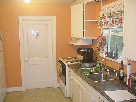 4th image of 2311 Greenway Ave