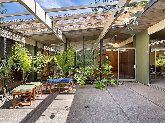 4th image of 817 San Francisco Ct
