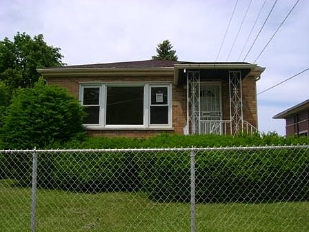 1st image of 302 E Prairie Ave