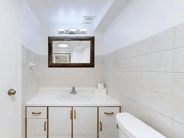 1 Bramwell Dr — Photo 21