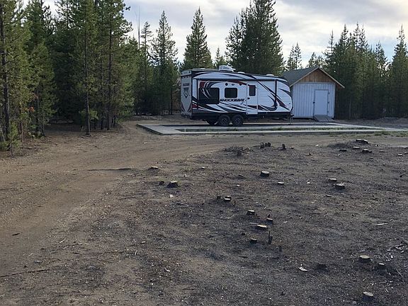 3rd image of 124356 Adell Ct