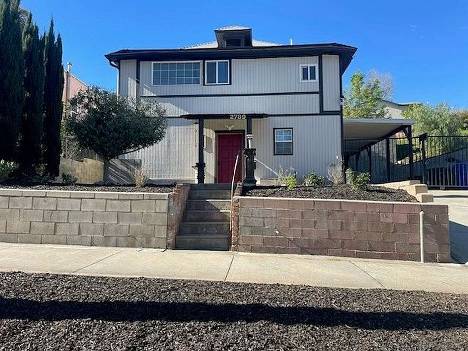 2789 Fairmount Blvd - Property Image