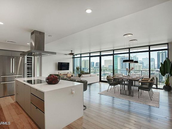3rd image of 200 W PORTLAND Street #1113