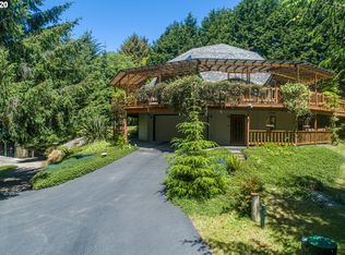 95658 House Rock Rd, Brookings, OR 97415