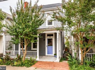 521 Willis St, Fredericksburg, VA 22401