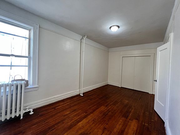 5th image of 210 Beach 91st St #1F